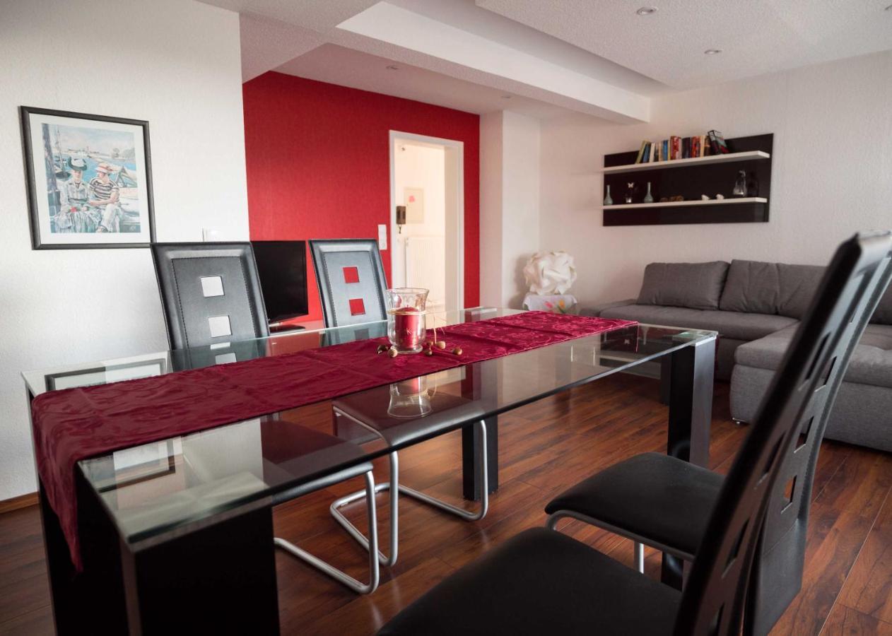 Ferienwohnung Moemlingtal Momlingen Kamer foto